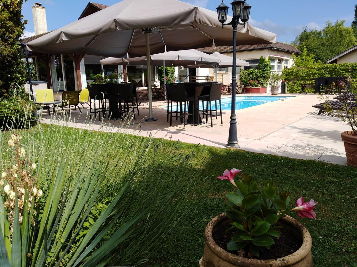 Hotel-Restaurant "La Gremelle" Ladoix-Serrigny Exteriér fotografie