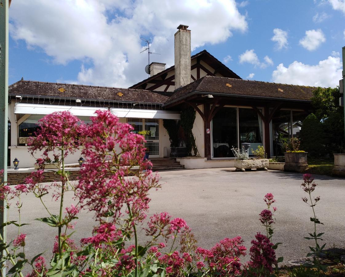Hotel-Restaurant "La Gremelle" Ladoix-Serrigny Exteriér fotografie
