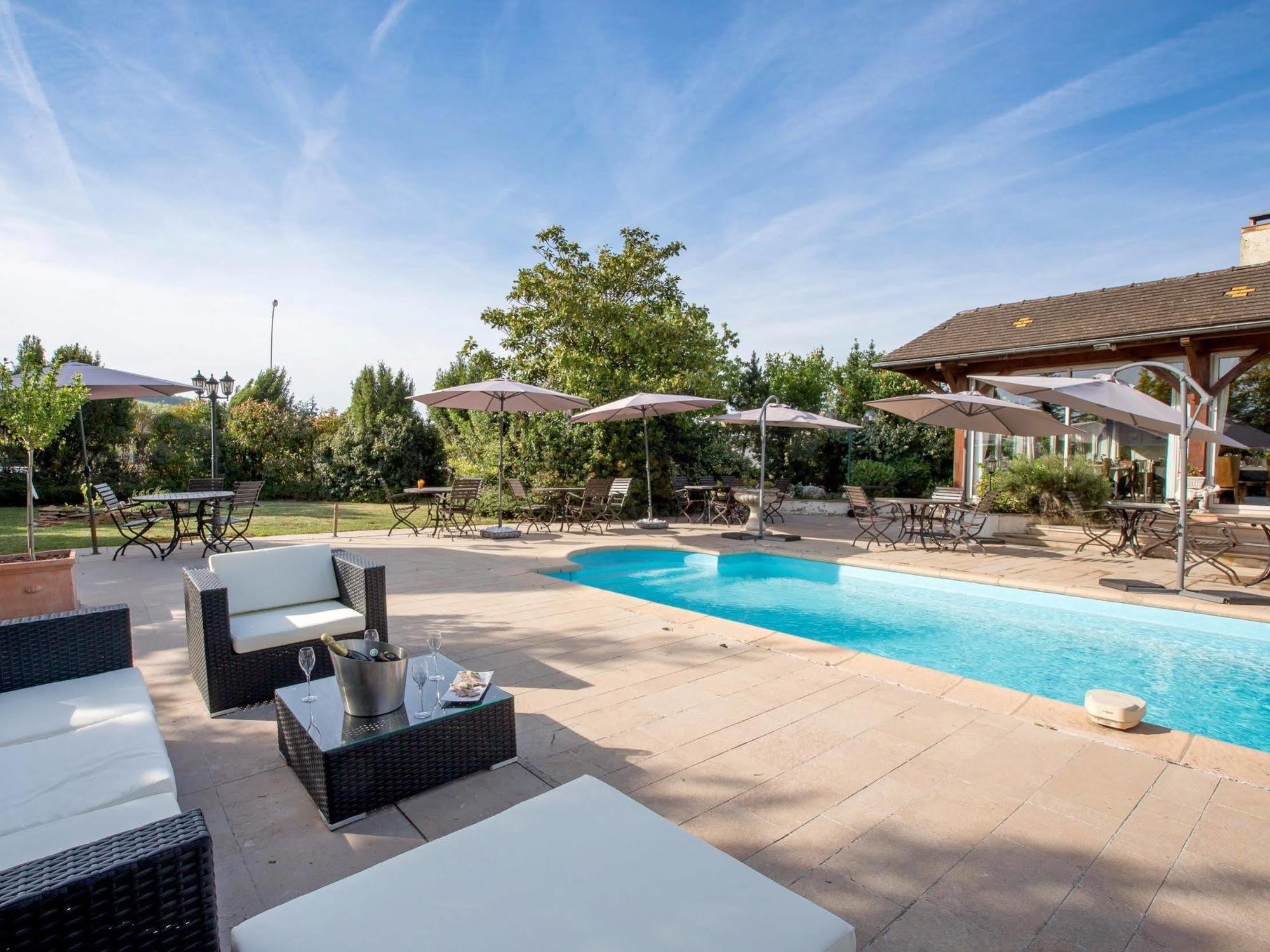 Hotel-Restaurant "La Gremelle" Ladoix-Serrigny Exteriér fotografie